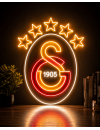 Galatasaray 5 Yıldızlı Logo LED Neon Tabela 65 cm Galatasaray 5 yıldızlı logo LED neon tabela 65 cm beyaz pleksi üzerine sarı kırmızı ışıklı dekoratif duvar tabelası